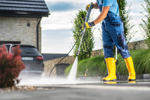 Why Choose Our Certified Pressure Washing Experts for Your Project Needs in Narrows, VA?