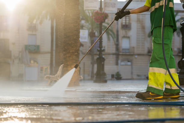 Best Commercial Building Pressure Washing  in Narrows, VA